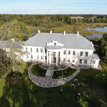 Kernu Manor Hotel & Spa Extérieur photo