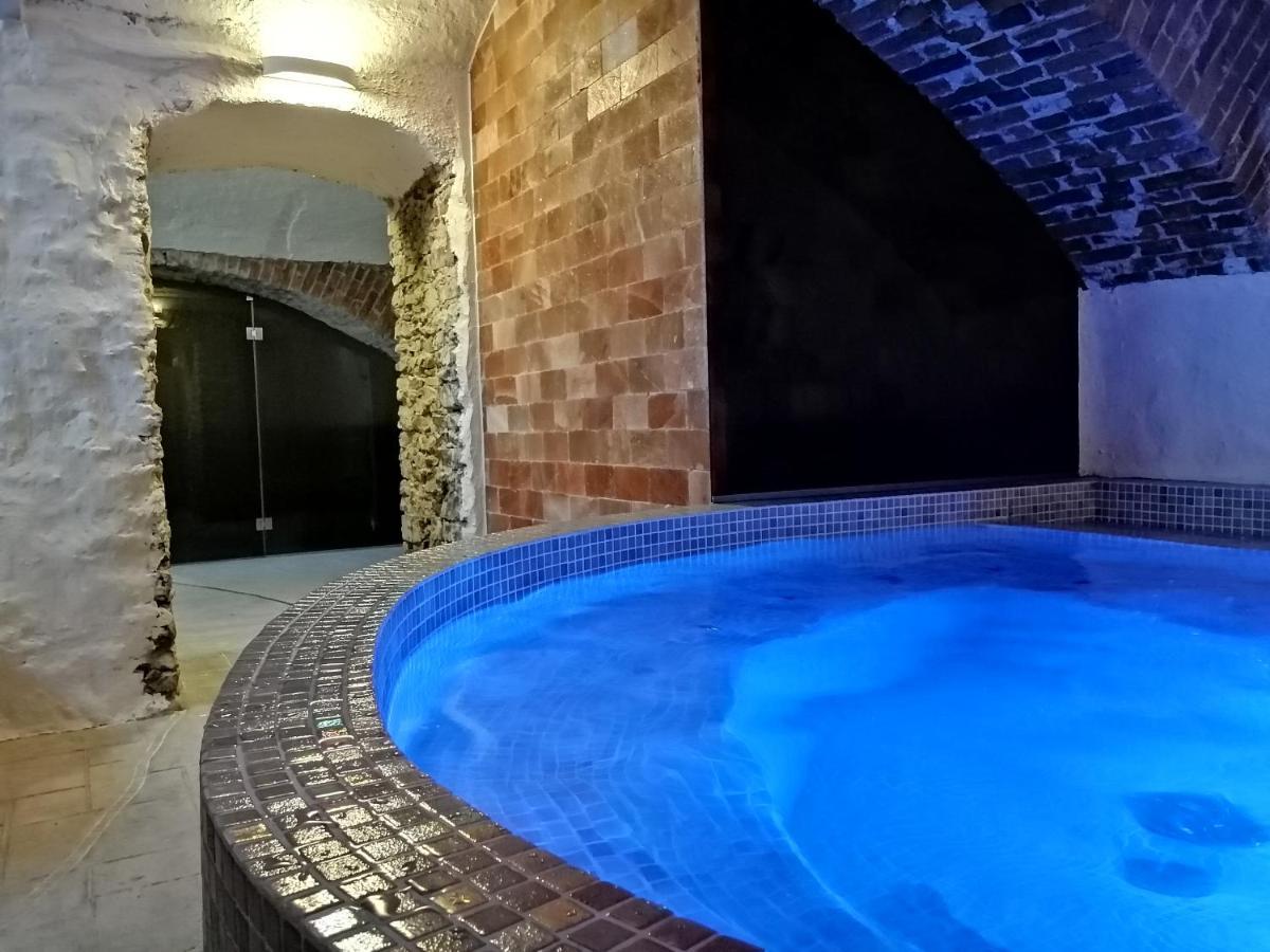 Kernu Manor Hotel & Spa Extérieur photo
