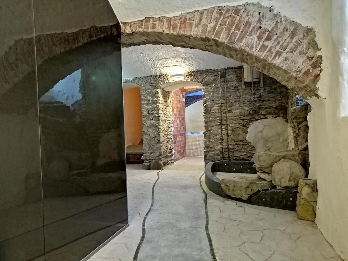 Kernu Manor Hotel & Spa Extérieur photo