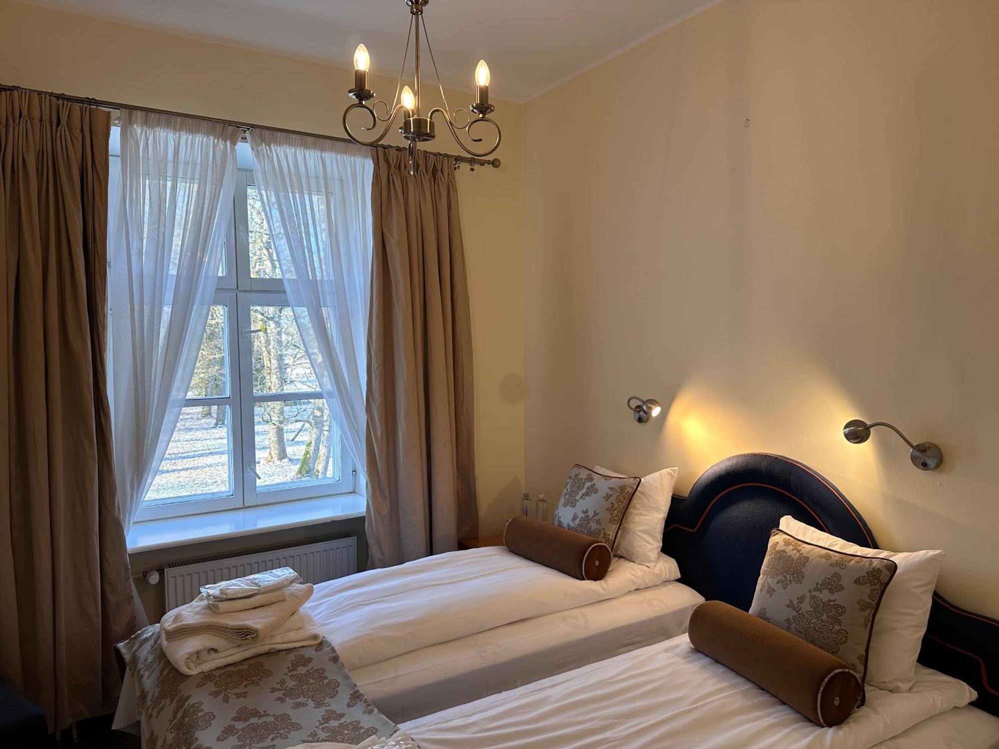 Kernu Manor Hotel & Spa Extérieur photo
