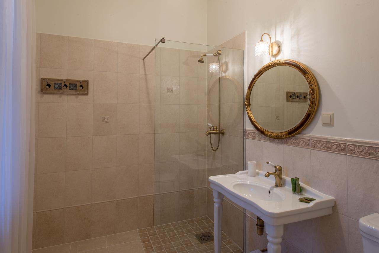 Kernu Manor Hotel & Spa Extérieur photo