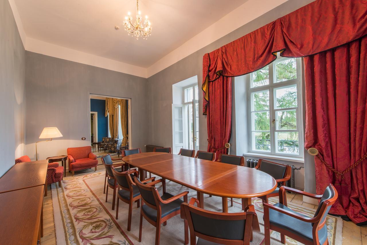 Kernu Manor Hotel & Spa Extérieur photo